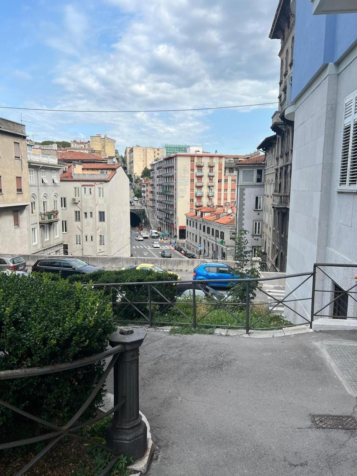 Appartement Casa Alice A 2 Passi Dal Centro 55 Mt 2 à Trieste Extérieur photo